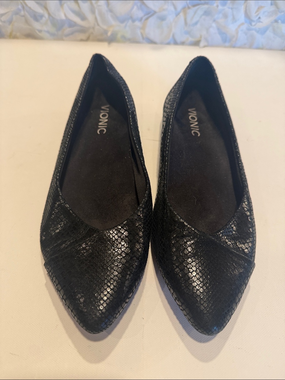 Vionic Black Snake-Print Pointed Toe Flats